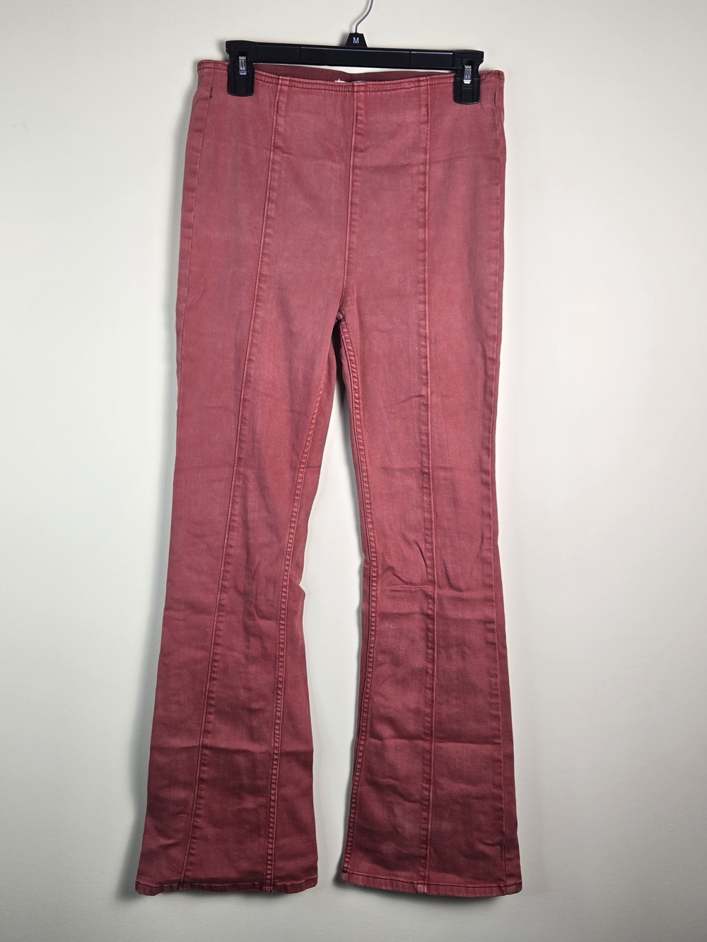 Free People women's flare and wide-leg pants in a faded red hue, size 28